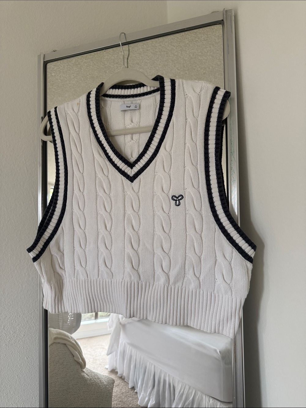 TNA White Cable-Knit V‑Neck Sweater Vest with Navy Trim